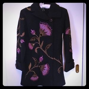 Fall and winter beautiful designed coat